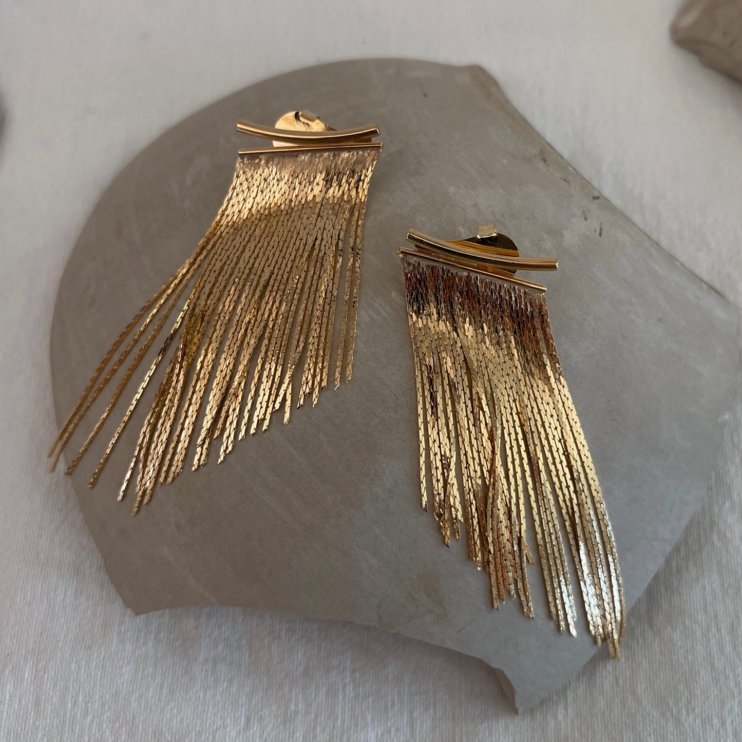Streamer earrings